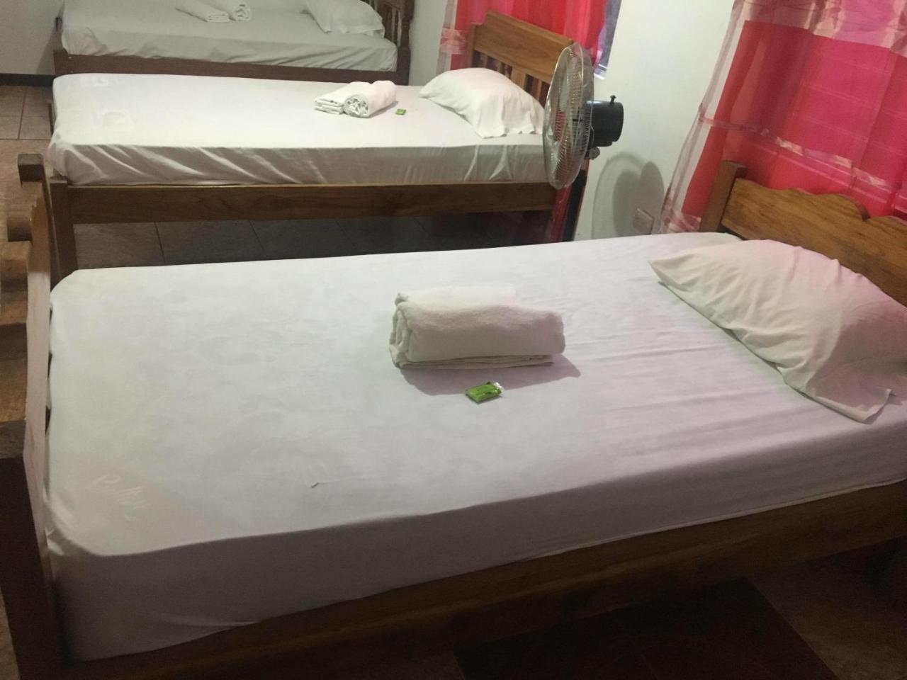 Hostel Orozco - Costa Rica Rio Cuarto Екстер'єр фото