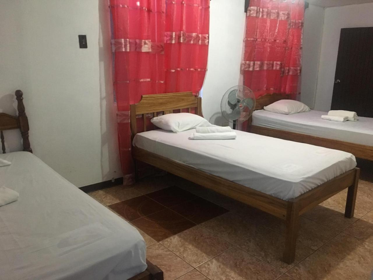 Hostel Orozco - Costa Rica Rio Cuarto Екстер'єр фото